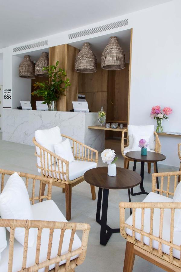 May Altafulla Beach Boutique Hotel Exterior photo